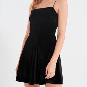 🦋SALE🦋 urban outfitters velvet dress